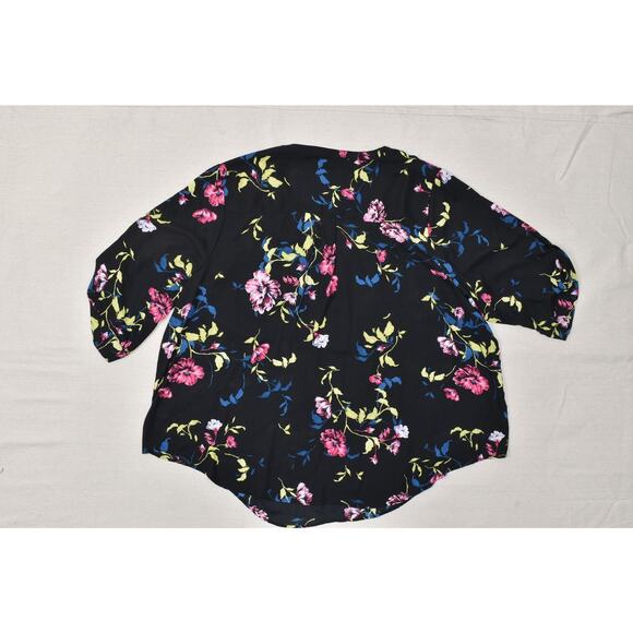 Torrid Plus Size 4 Blouse Black Floral V-Neck 3/4 Sleeve Blouse Top - Picture 7 of 8